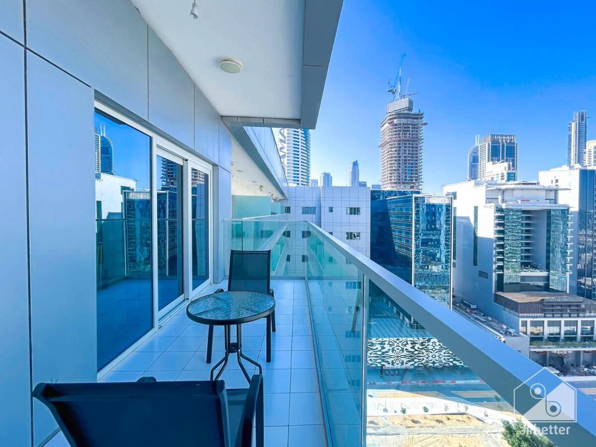 Luxury Stay At Damac Majestine With Balcony & Views Dubaj Kültér fotó
