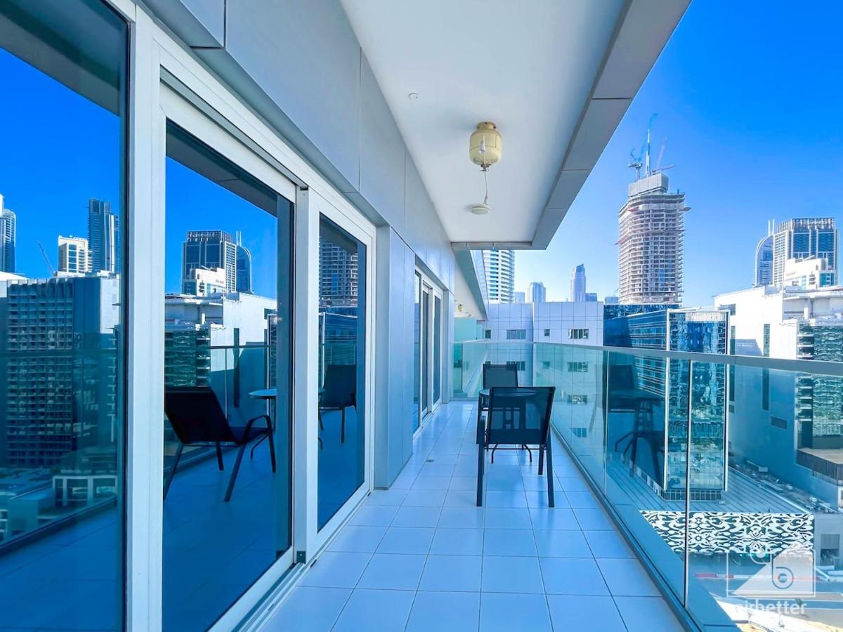 Luxury Stay At Damac Majestine With Balcony & Views Dubaj Kültér fotó