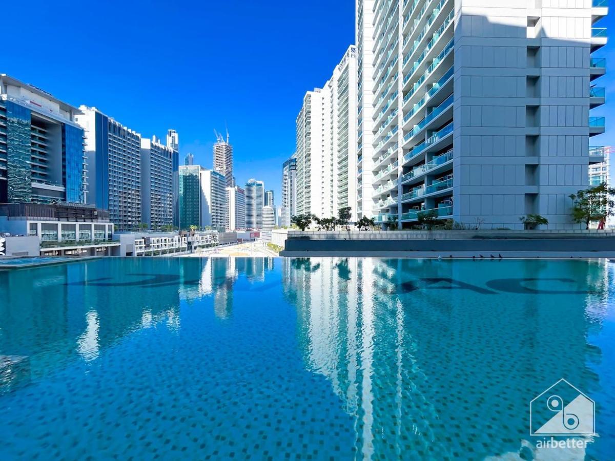 Luxury Stay At Damac Majestine With Balcony & Views Dubaj Kültér fotó