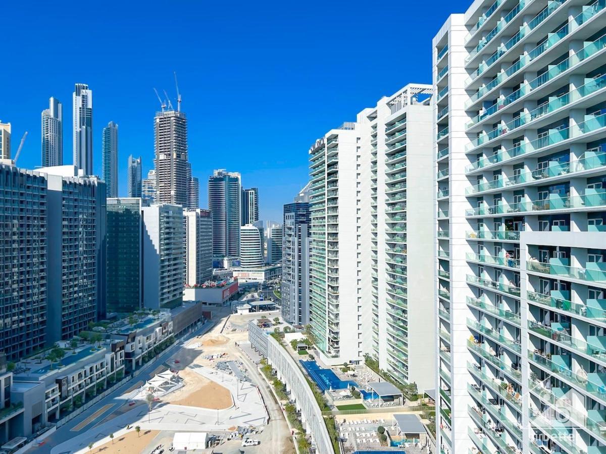 Luxury Stay At Damac Majestine With Balcony & Views Dubaj Kültér fotó